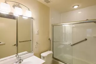 227 Manchester Ln, Monroe Township, NJ 08831 - Photo 9