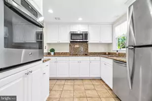 229 Old Nassau Rd, Monroe Township, NJ 08831 - Photo 15