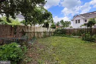140 Valentine Pl, Woodbridge Township, NJ 07095 - Photo 27