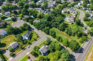 1 Dutchess Ln, Dayton, NJ 08810 - Photo 11