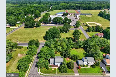 1 Dutchess Lane, Dayton, NJ 08810 - Photo 5