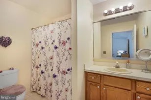 212 N Pondview Blvd, Monroe Township, NJ 08831 - Photo 25