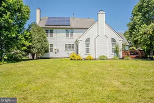37 Kinglet Dr S, Cranbury Township, NJ 08512 - Photo 7