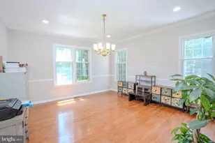 37 Kinglet Dr S, Cranbury Township, NJ 08512 - Photo 21