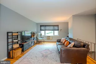 93 Fox Rd, Edison, NJ 08817 - Photo 13