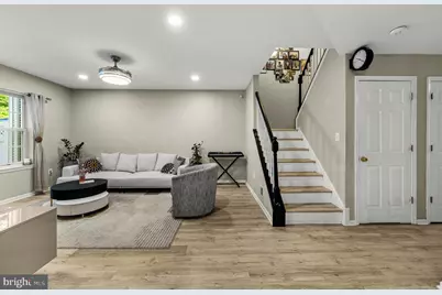 8 Henry Court, Plainsboro Township, NJ 08536 - Photo 9
