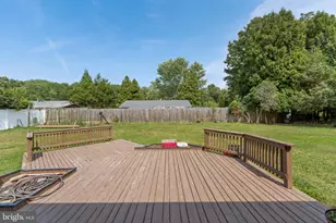 16 Stockton Rd, Kendall Park, NJ 08824 - Photo 17