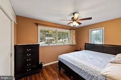 16 Stockton Road, Kendall Park, NJ 08824 - Photo 15