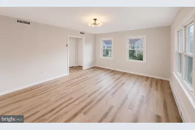 461 Revere Way, Monroe Township, NJ 08831 - Photo 5