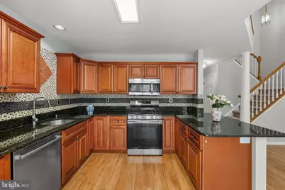16 Lee Court, Plainsboro Township, NJ 08536 - Photo 9