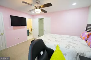 1702 Oak Ct, Monmouth Junction, NJ 08852 - Photo 19