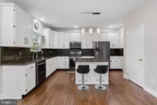 30 Larkspur Dr, Dayton, NJ 08810 - Photo 13