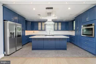 11 Brook Rd, Kendall Park, NJ 08824 - Photo 9