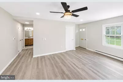 140 Plymouth Lane, Monroe Township, NJ 08831 - Photo 15