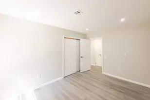 140 Plymouth Ln, Monroe Township, NJ 08831 - Photo 17