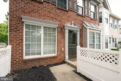 361 Hadleigh Lane, North Brunswick Township, NJ 08902 - Photo 3