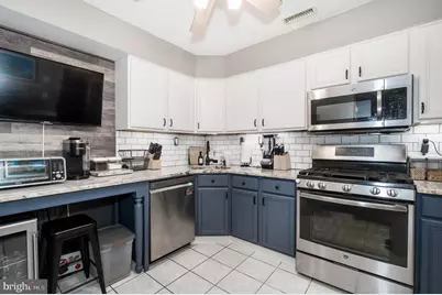 123 Daniel Court, Kendall Park, NJ 08824 - Photo 15
