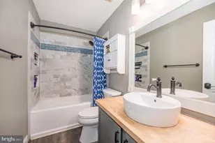 123 Daniel Ct, Kendall Park, NJ 08824 - Photo 37