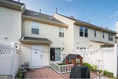 123 Daniel Court, Kendall Park, NJ 08824 - Photo 5