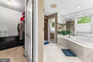 1 Woodland Dr, Cranbury Township, NJ 08512 - Photo 39
