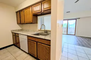 2313 Ravens Dr, Plainsboro Township, NJ 08536 - Photo 5