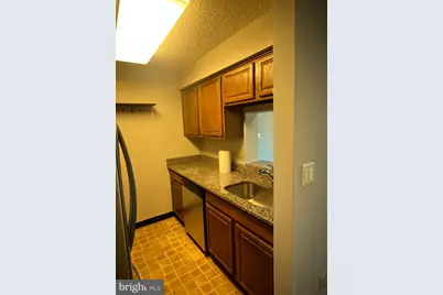 1315 Ravens Crest Drive, Plainsboro Township, NJ 08536 - Photo 9