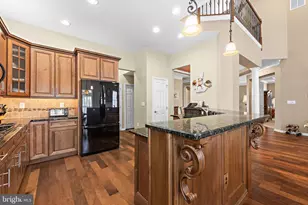 102 Riviera Drive, Monroe Township, NJ 08831 - Photo 15