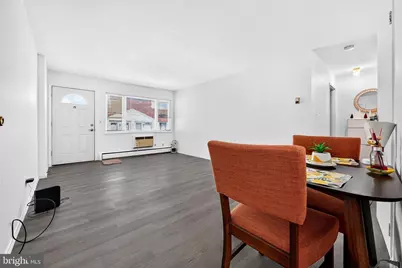 46 Gramercy Gardens Gardens #B, Middlesex, NJ 08846 - Photo 3