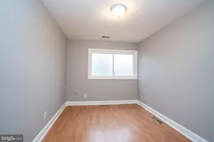 127 Kendall Rd, Kendall Park, NJ 08824 - Photo 19