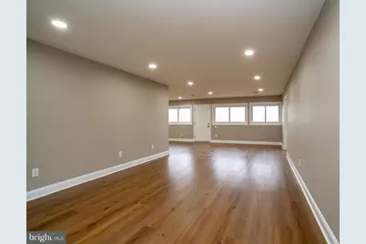 127 Kendall Road, Kendall Park, NJ 08824 - Photo 7