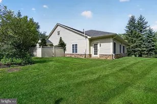 2 Azalea Ct, Plainsboro Township, NJ 08540 - Photo 27