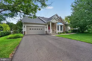 2 Azalea Ct, Plainsboro Township, NJ 08540 - Photo 1