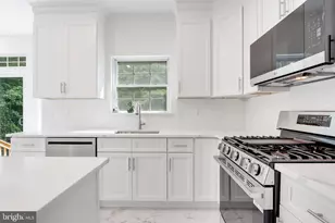 56 Chesapeake Rd, Monmouth Junction, NJ 08852 - Photo 27