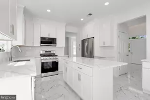 56 Chesapeake Rd, Monmouth Junction, NJ 08852 - Photo 21