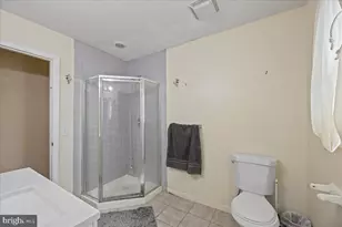 [Address not provided], Colonia, NJ 07067 - Photo 21