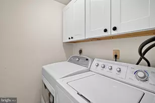 63 Thoreau Dr, Plainsboro Township, NJ 08536 - Photo 17