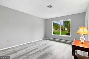 392 Hystrix Plaza, Monroe Township, NJ 08831 - Photo 17