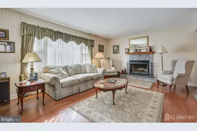 19 Annette Drive, Edison, NJ 08820 - Photo 9