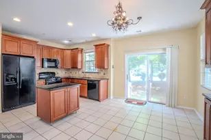 1311 Blossom Cir, Dayton, NJ 08810 - Photo 13