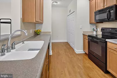 100 Middlesex 100 Middlesex Boulevard #313, Plainsboro Township, NJ 08536 - Photo 15