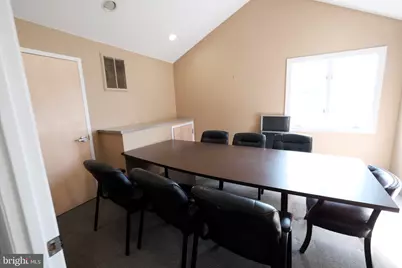 1076 State Route 18, East Brunswick Township, NJ 08816 - Photo 17