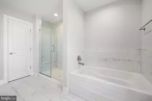 70 Riverwalk, Plainsboro Township, NJ 08536 - Photo 29