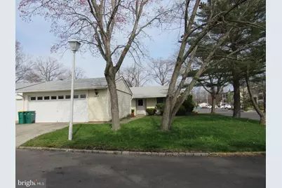 264 Crosse Drive, Monroe Township, NJ 08831 - Photo 3
