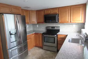 264 Crosse Dr, Monroe Township, NJ 08831 - Photo 9