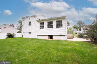 21 Pennington, Colonia, NJ 07067 - Photo 7