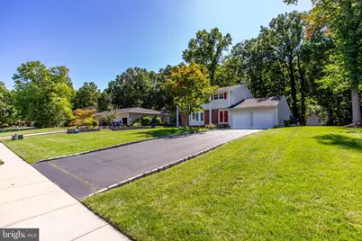 14 Woodmere Road, North Brunswick Township, NJ 08902 - Photo 9