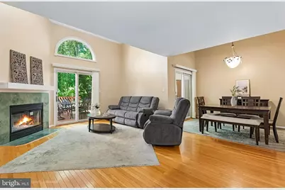112 Kingsland Circle, South Brunswick Township, NJ 08852 - Photo 9