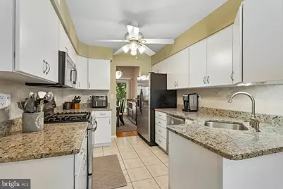112 Kingsland Circle, South Brunswick Township, NJ 08852 - Photo 5
