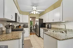 112 Kingsland Cir, South Brunswick Township, NJ 08852 - Photo 5