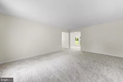 420 Newport Way #420A, Monroe Township, NJ 08831 - Photo 7